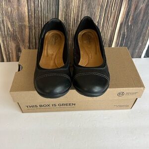 Clarks Women's Black Flats